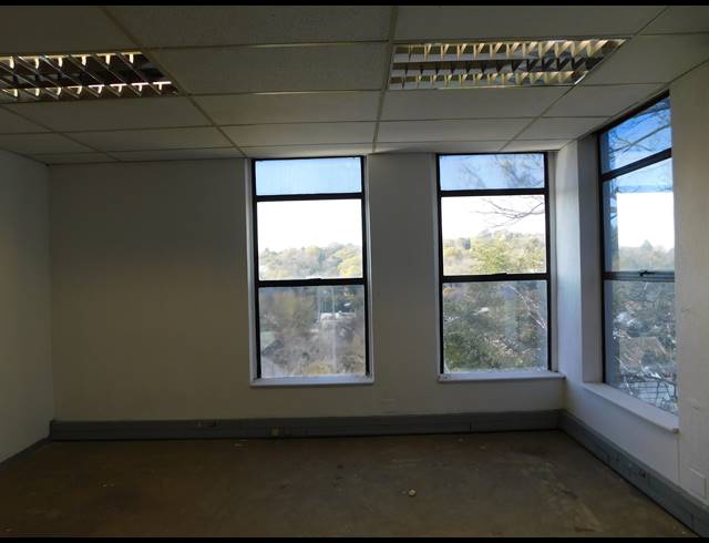 436M² OFFICE TO LET IN CRAIGHALL